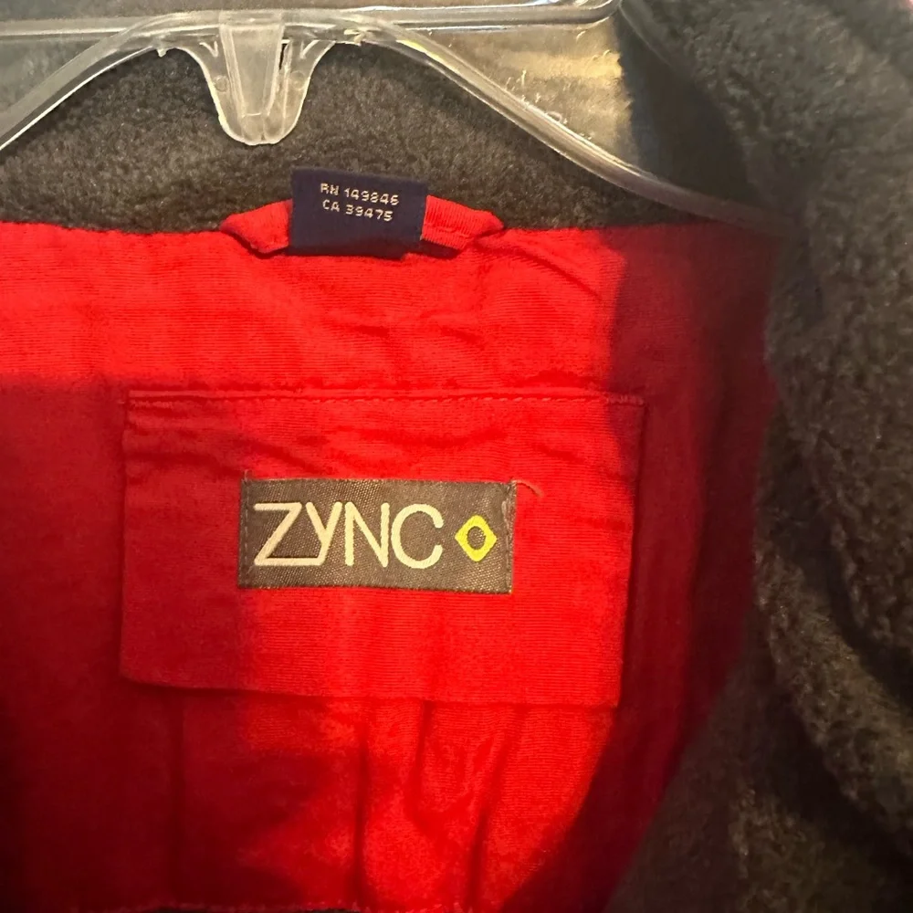 Zync Red‎ Fleece Lined size XL coat New in bag without tag/Water resistant